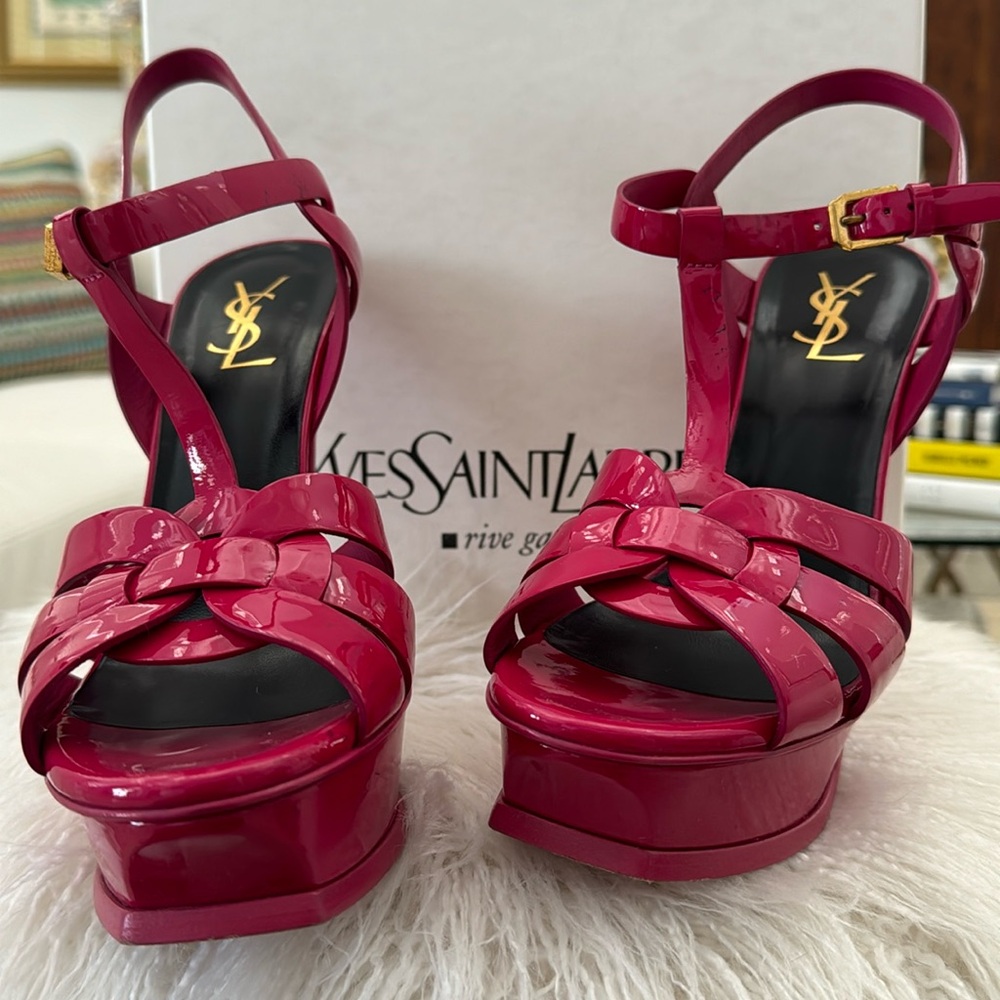 YSL Tributes Size 39+(39 1/2) Hot Pink ( Fushia) Saks Fifth Avenue